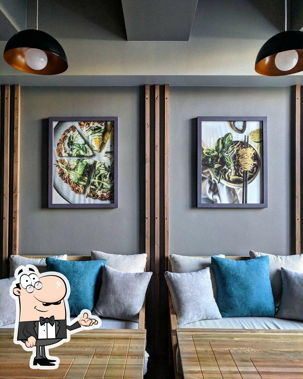 Посмотрите на внутренний интерьер "Нюшины Плюшки".