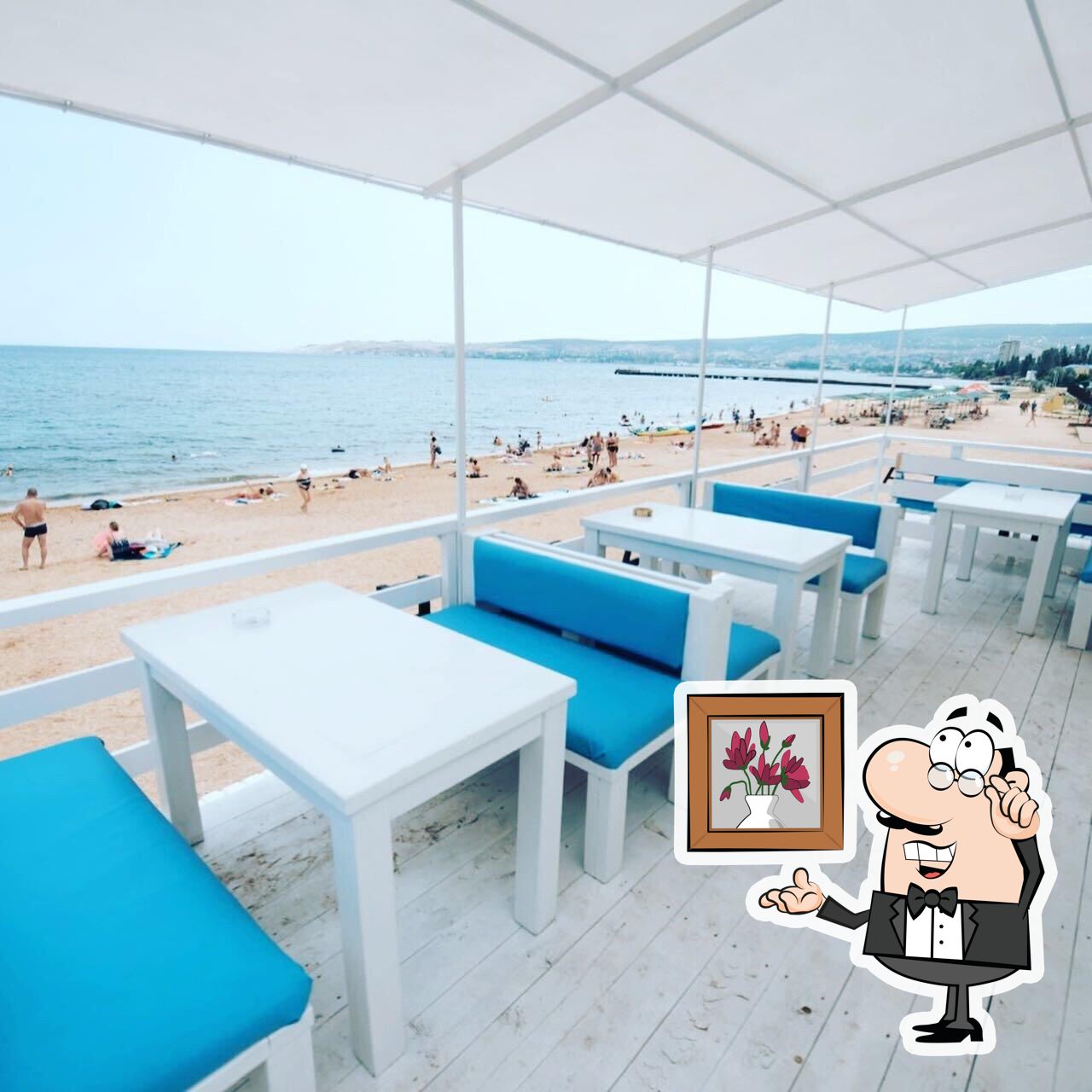 Посмотрите на внутренний интерьер "Terrasa Lounge&Bar".