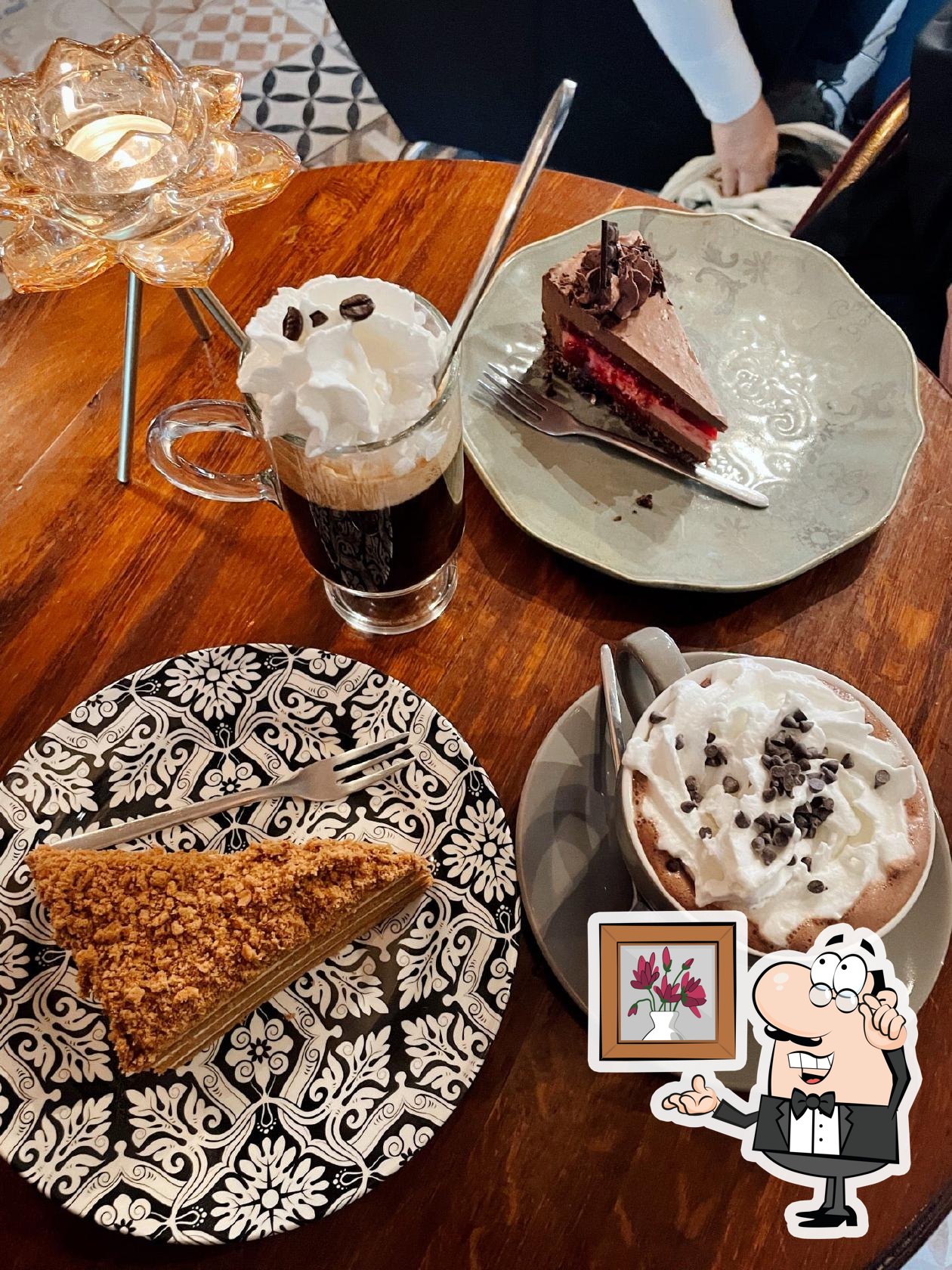 Забронируйте столик в "Parunāsim kafe'teeka coffee bar".