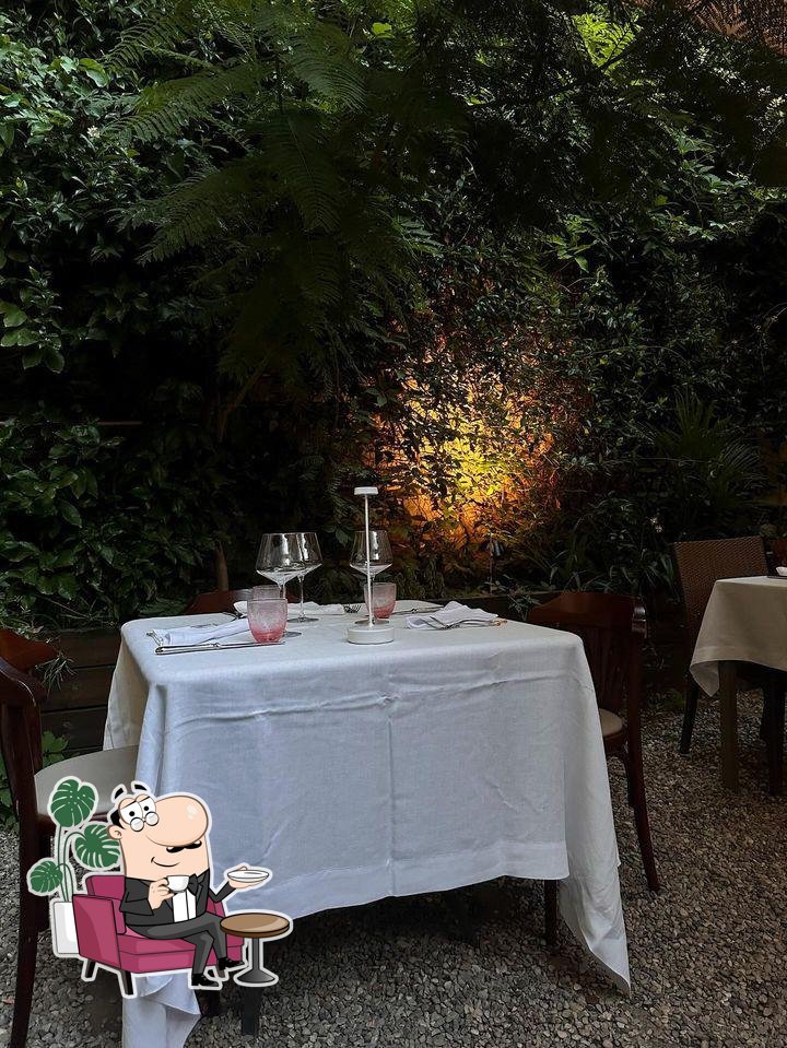 Интерьер "Osteria della Corte".