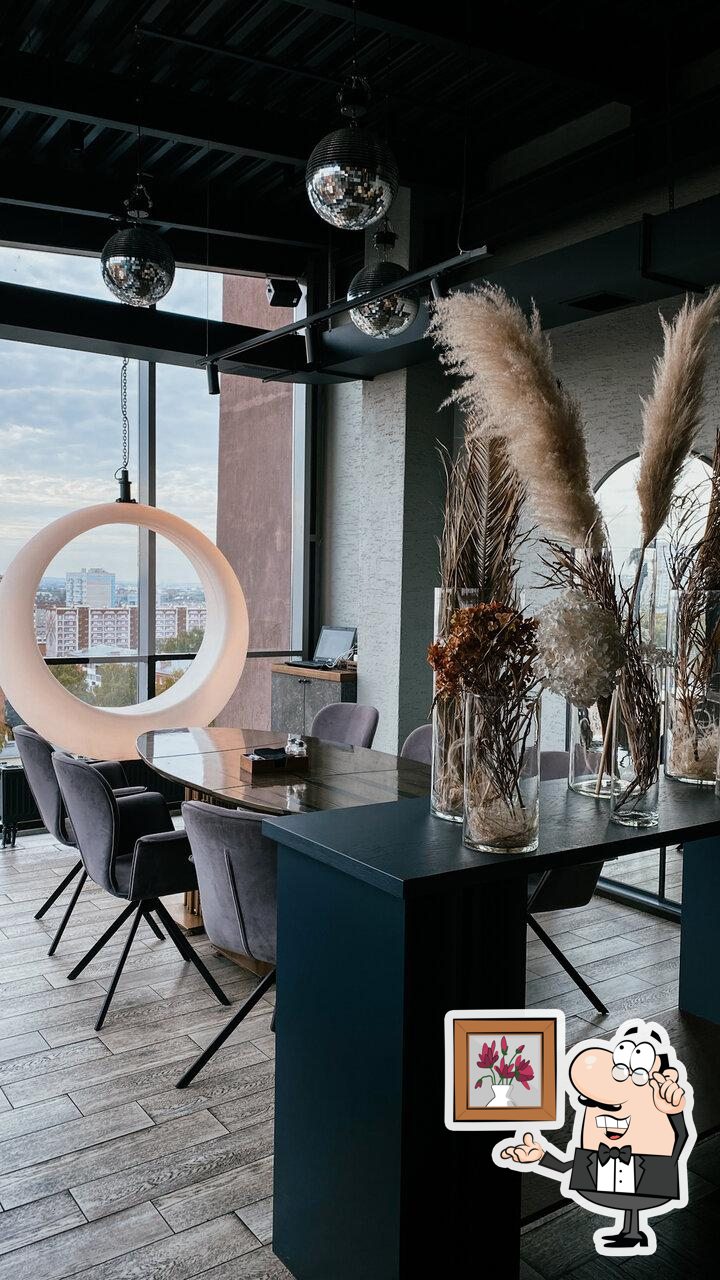Забронируйте столик в "Bird".