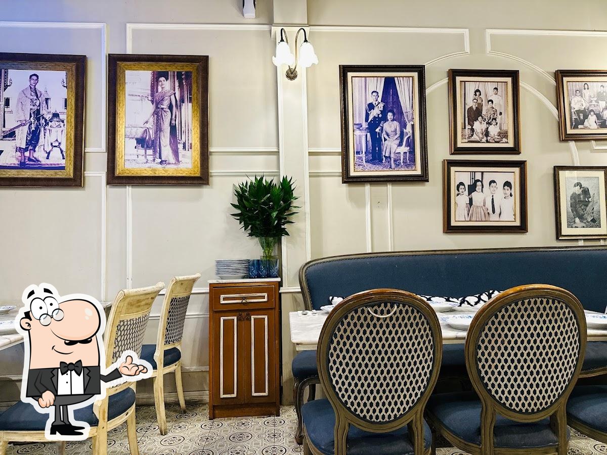 Посмотрите на внутренний интерьер "Tu Kab Khao Restaurant Phuket".