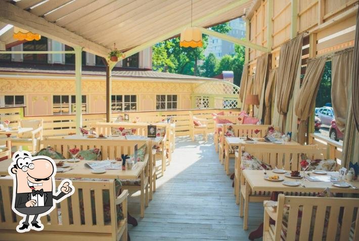 Забронируйте столик в "Matur lounge".