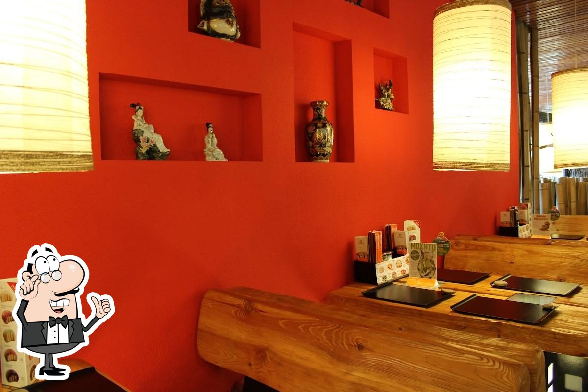 Забронируйте столик в "Тануки".