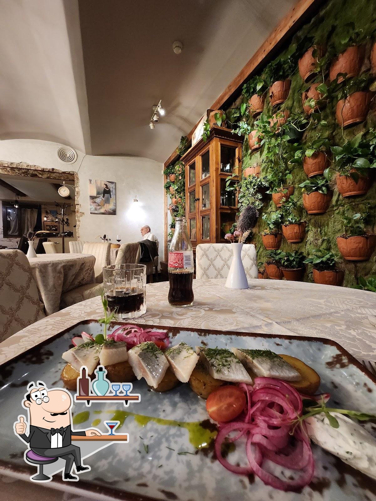 Забронируйте столик в "Tresor Grill".