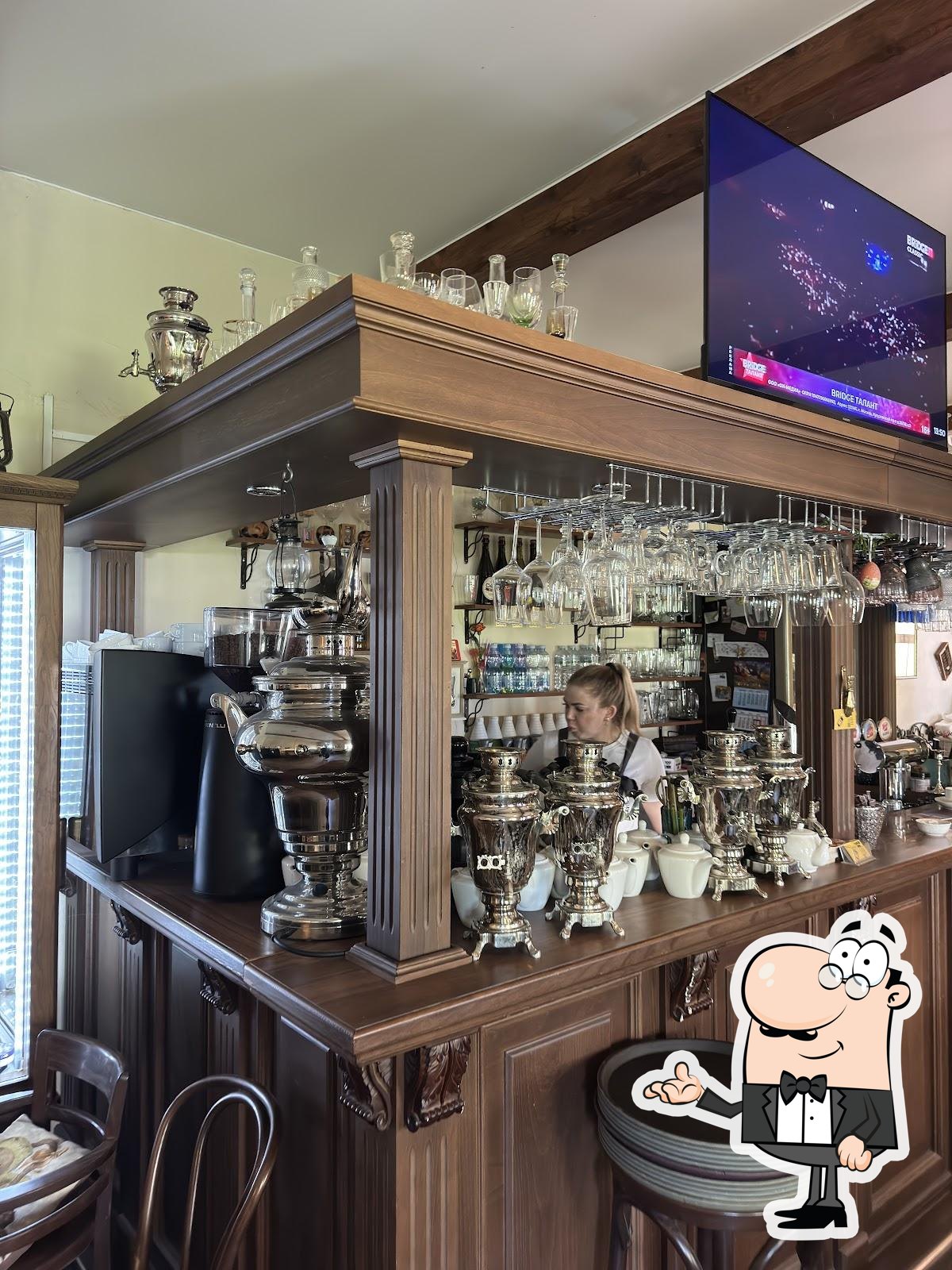 Посмотрите на внутренний интерьер "Монпансье".