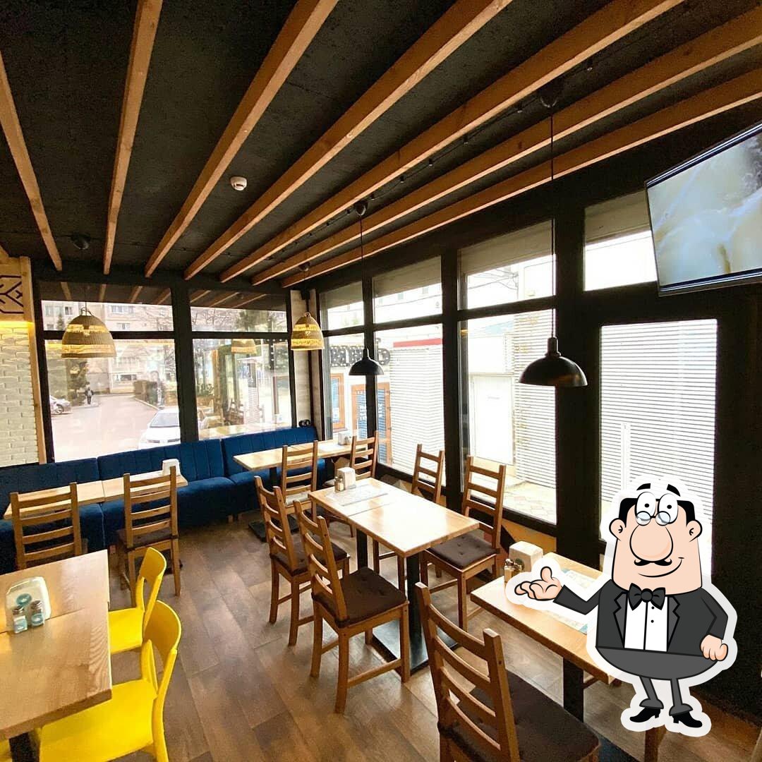 Интерьер "Погнали по Хинкали".