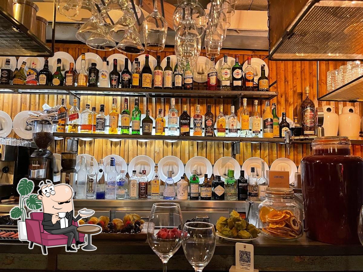 Забронируйте столик в "Arume Restaurant".