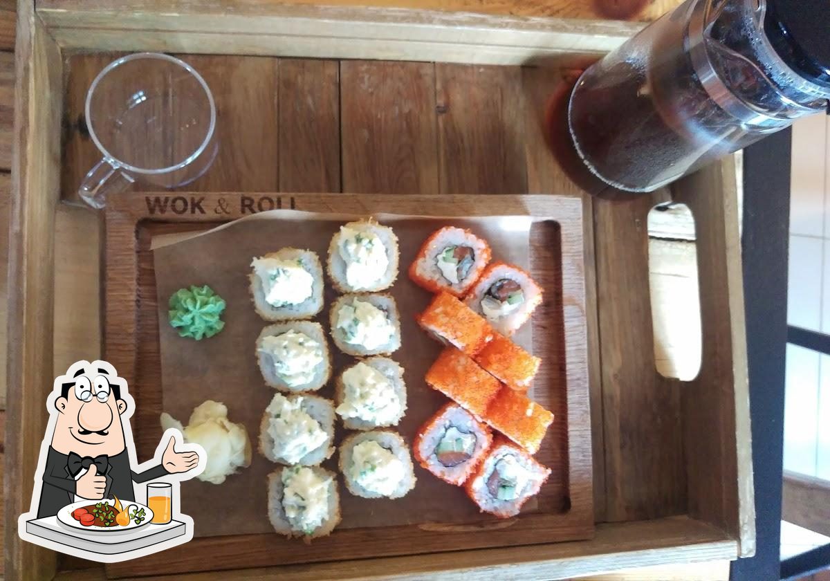 Блюда в "Wok&Roll, Кафе японской кухни"