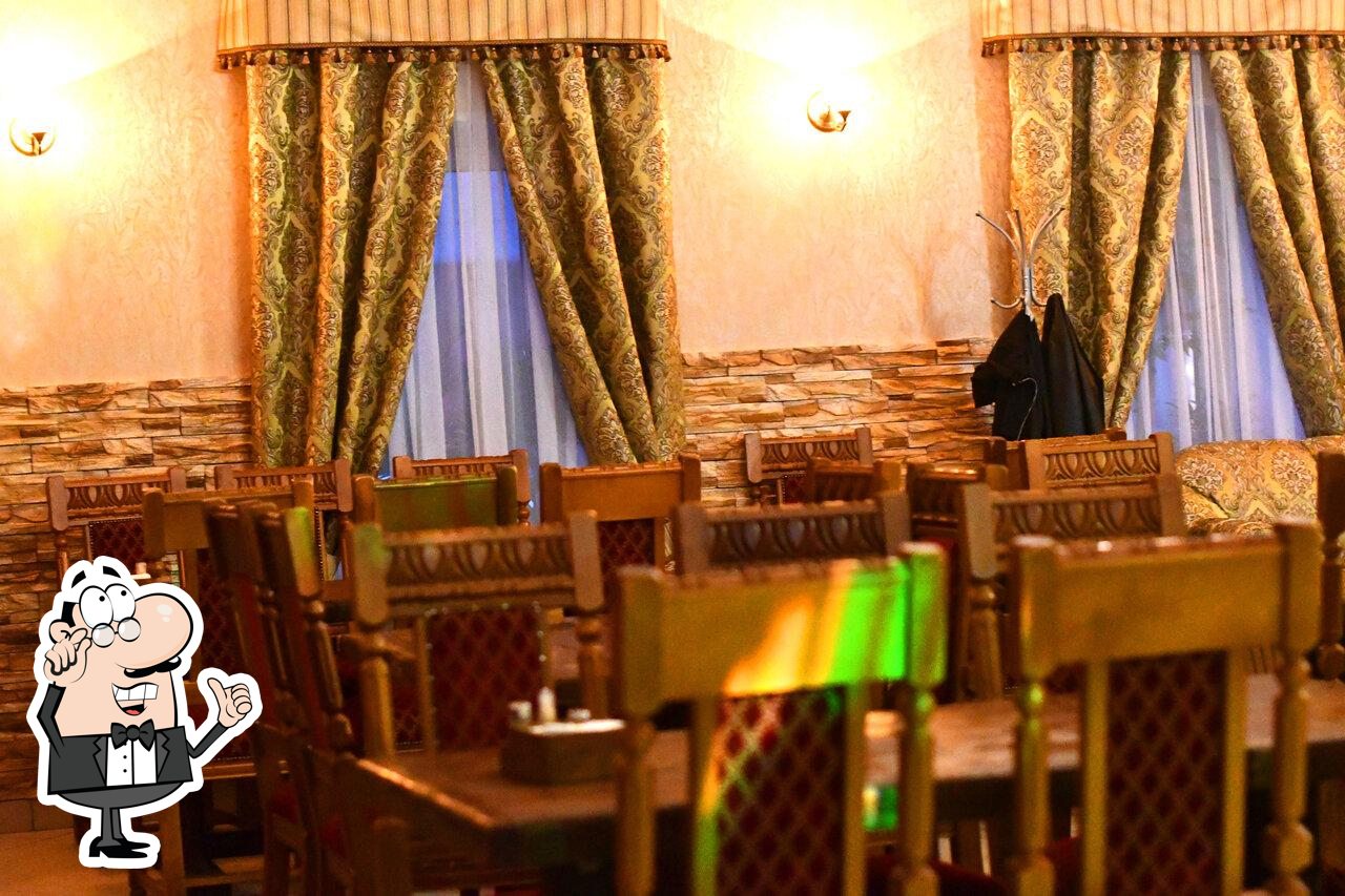 Забронируйте столик в "Ресторан грузинской кухни Хинкальная".