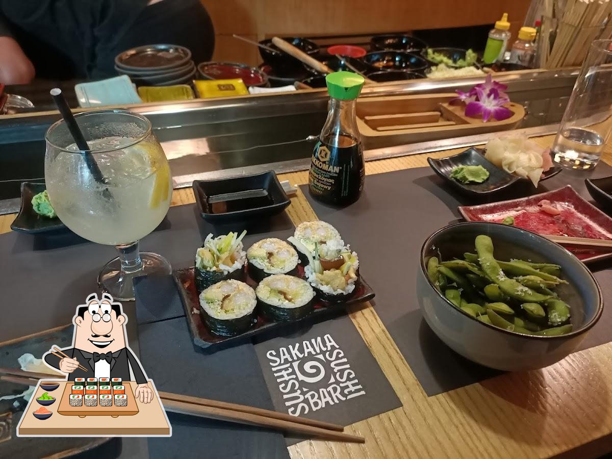 В "Sakana Sushi Bar" вы можете попробовать суши.