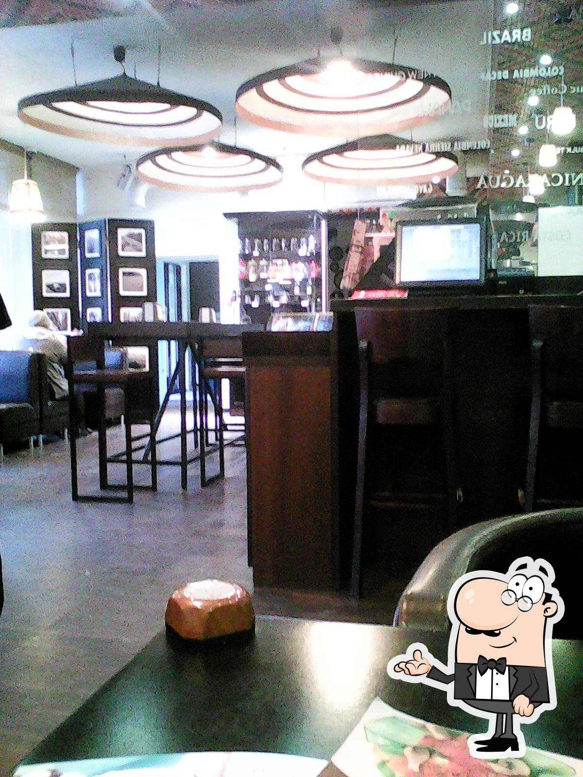 Забронируйте столик в "Traveler's Coffee".