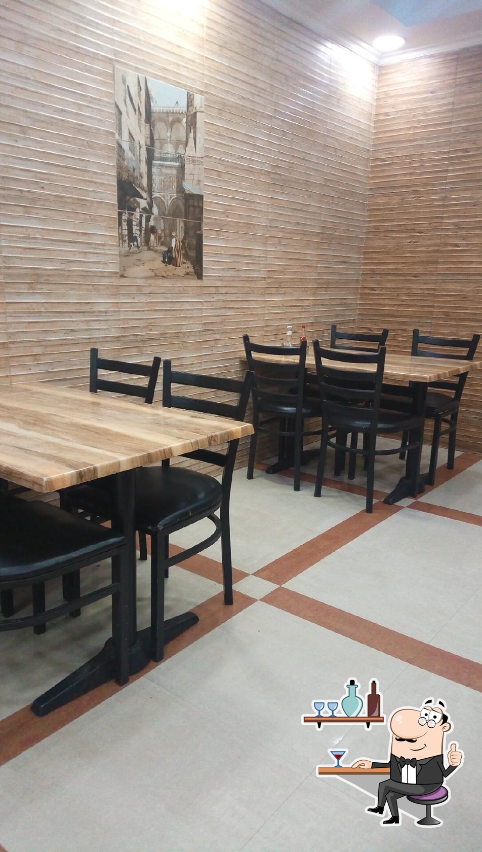 Интерьер "Gad Restaurants".