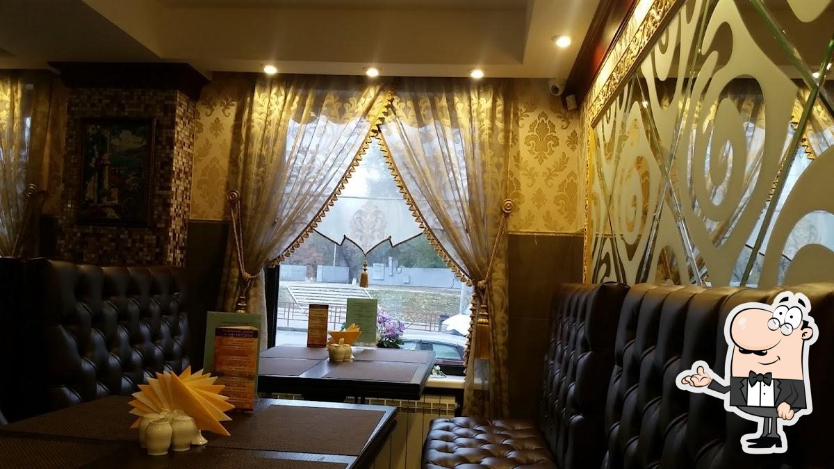 Интерьер "Время Тортов".