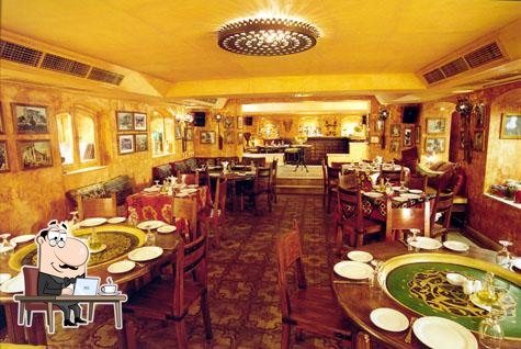 Интерьер "Taboula Lebanese Restaurant".