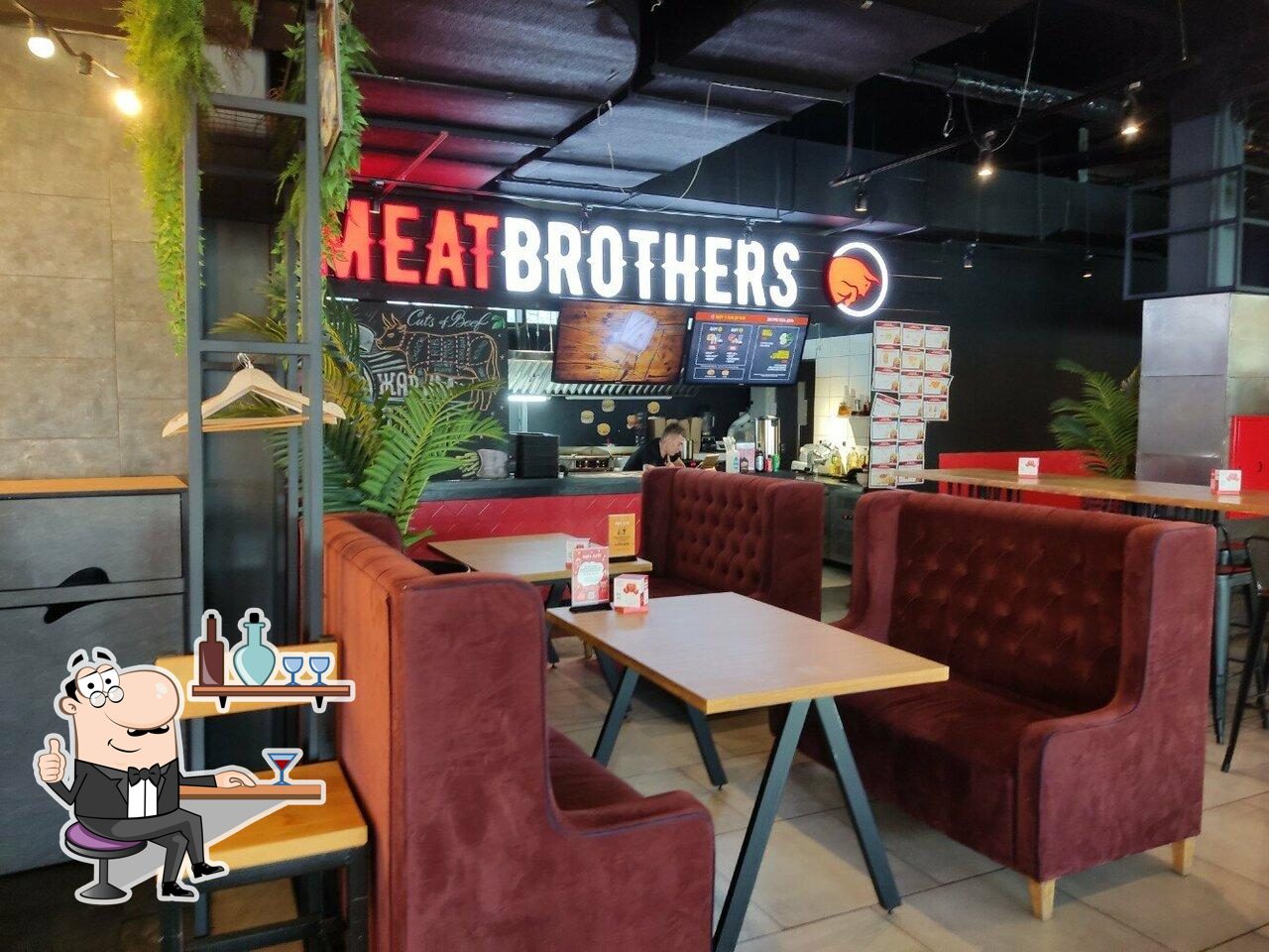 Интерьер "MeatBrothers".