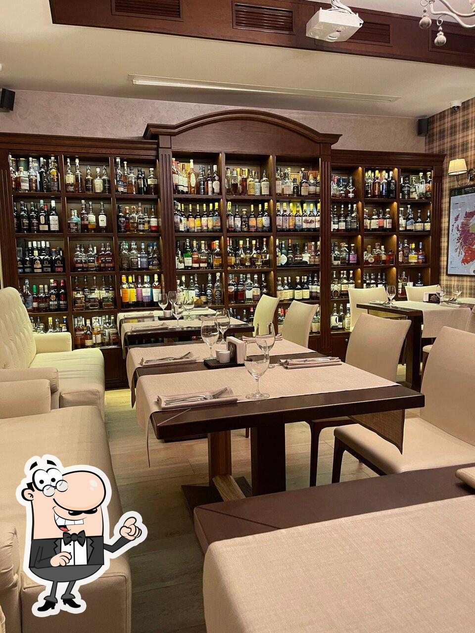 Посмотрите на внутренний интерьер "Ресторан Doctor Whisky".