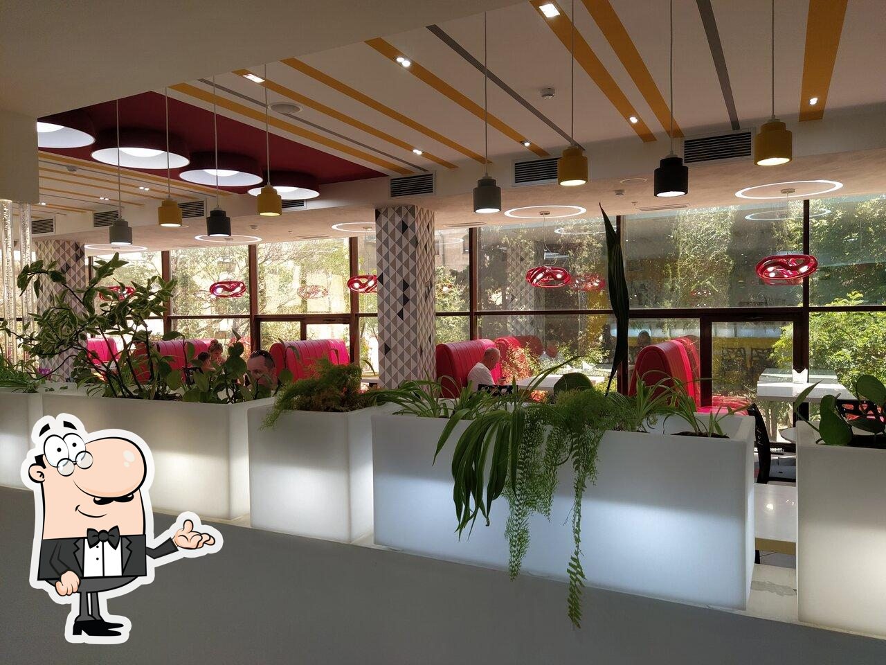 Забронируйте столик в "Тарелка".