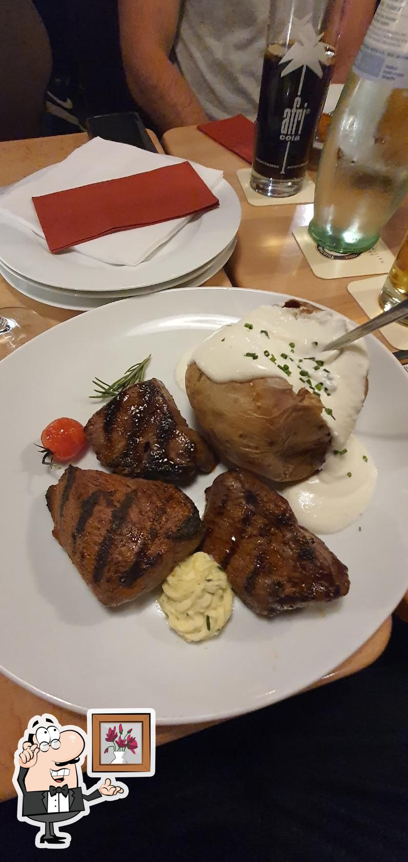 Интерьер "Rusticana".