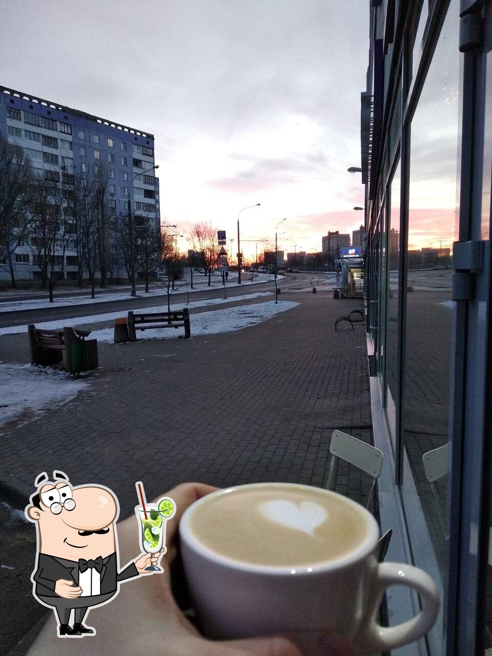 "Эспрессо кафе" предлагает большой выбор напитков.