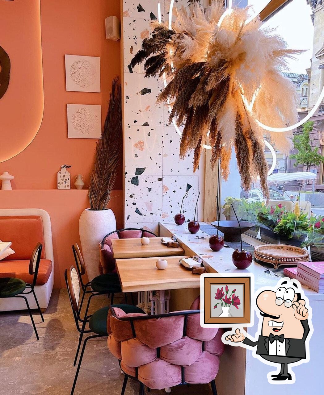 Интерьер "OMG Coffee".