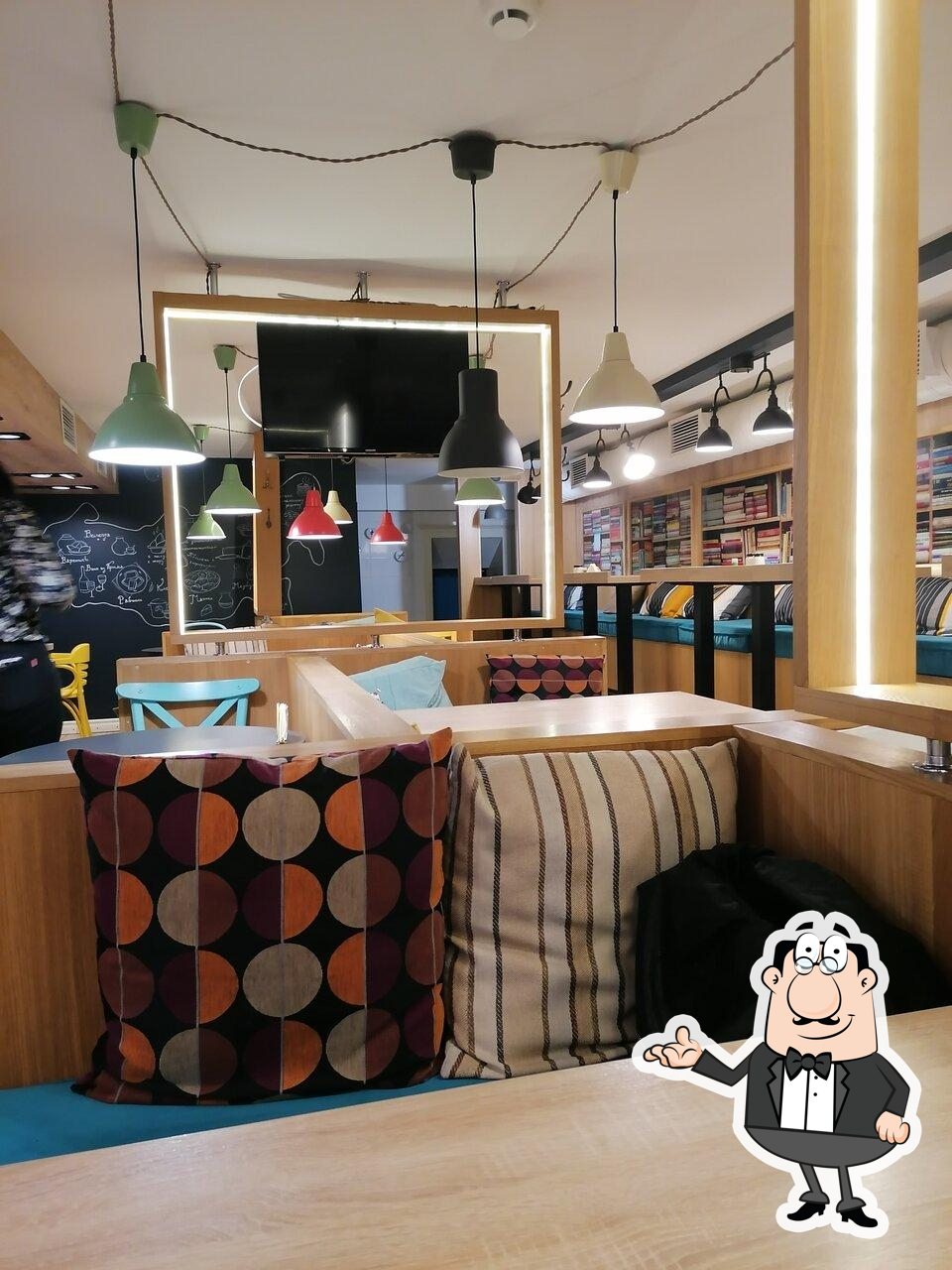 Посмотрите на внутренний интерьер "Пельменная № 1".