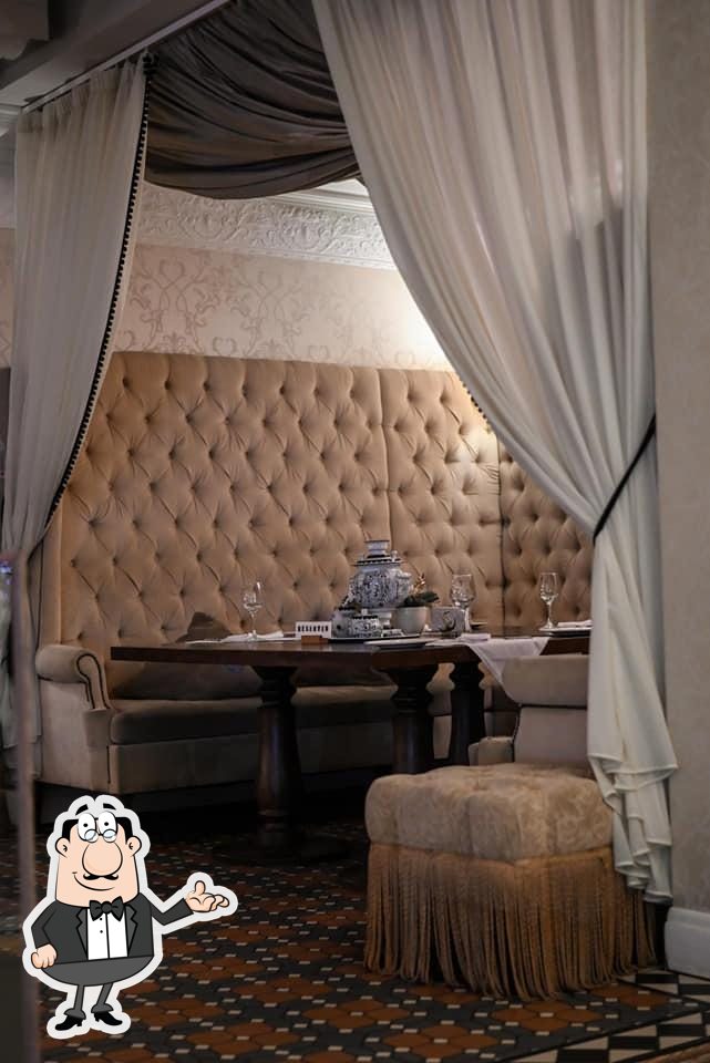 Забронируйте столик в "Ресторан «Гуси-Лебеди»".