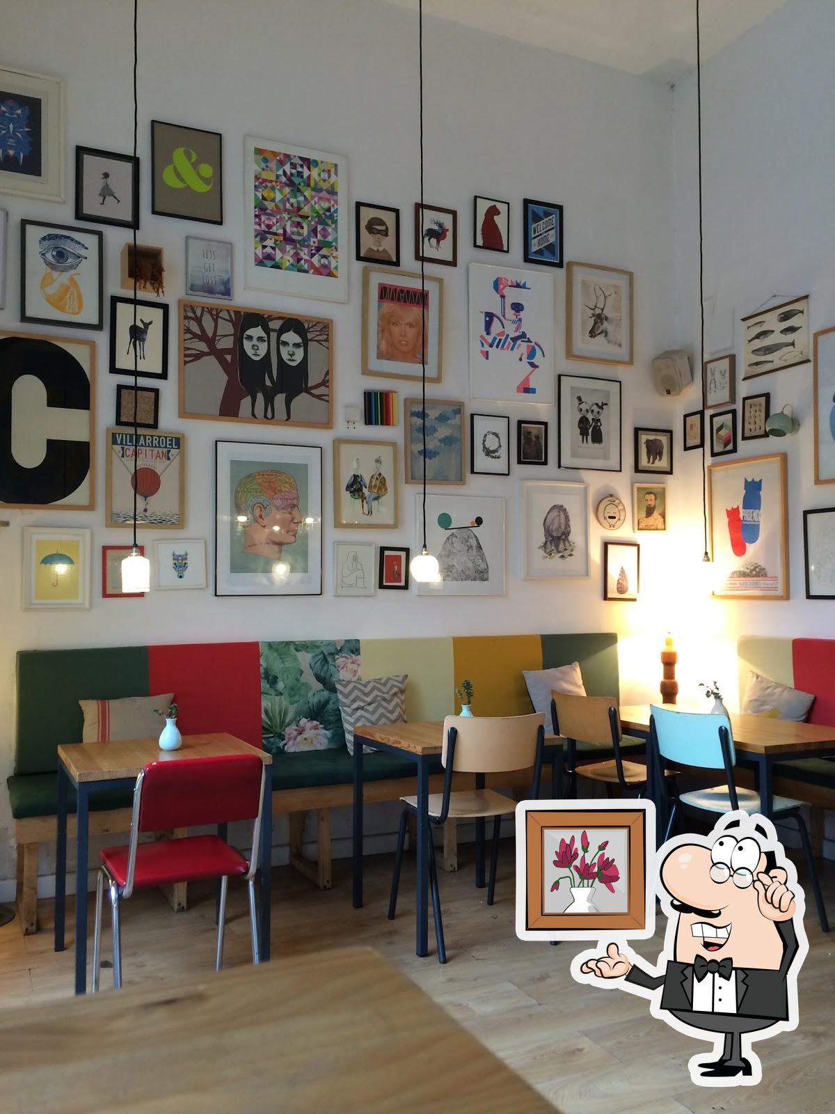 Интерьер "Café Cometa".