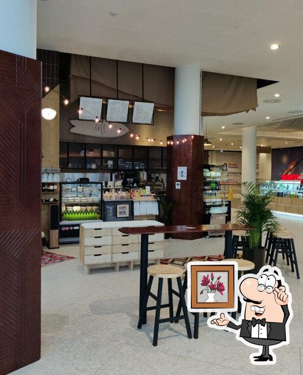 Интерьер "Surf Coffee x Moon".