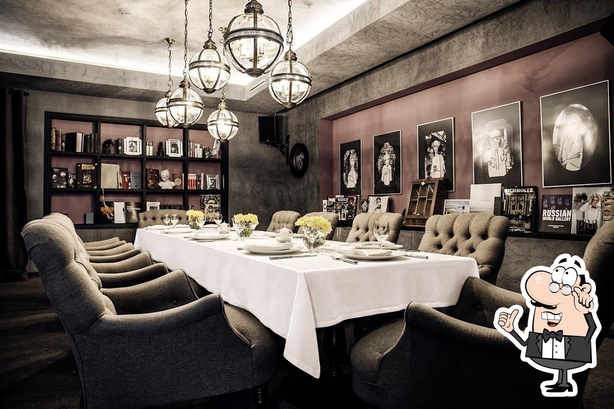 Забронируйте столик в "Бабель".