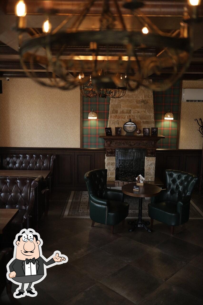 Интерьер "Winston's pub".