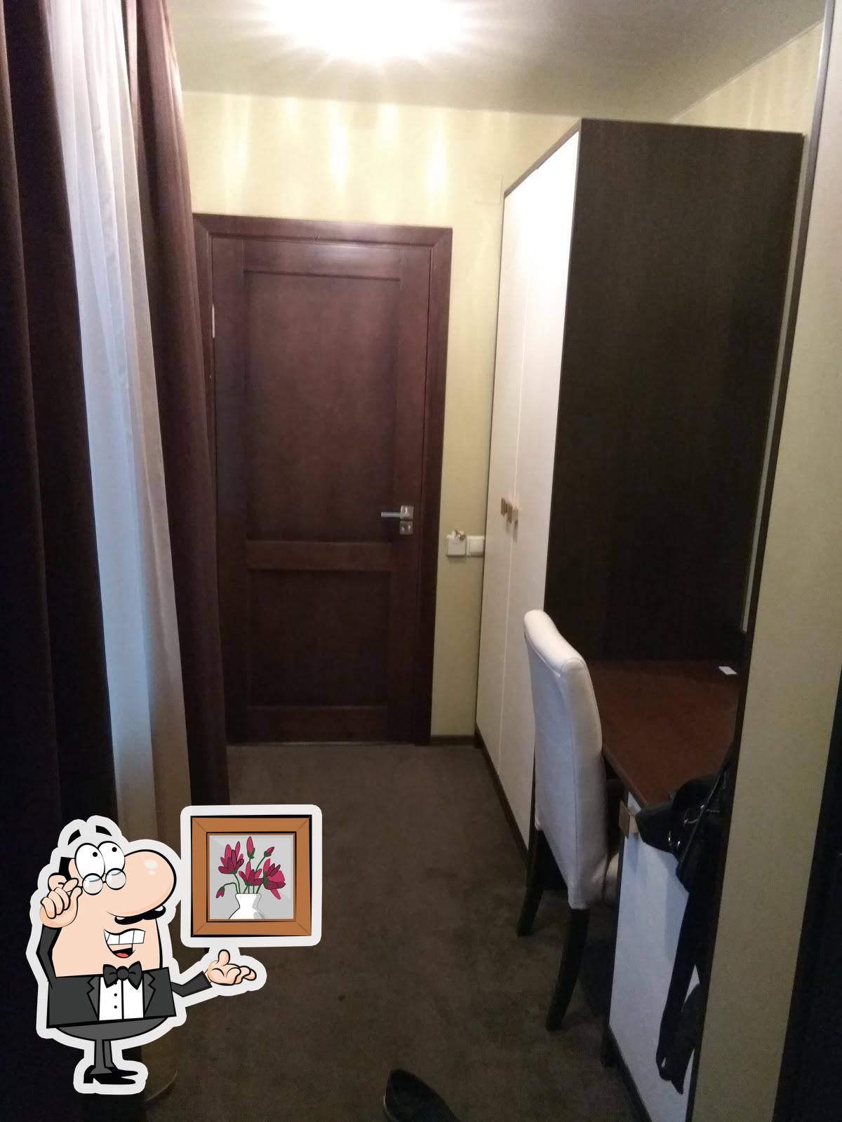 Посмотрите на внутренний интерьер "История".