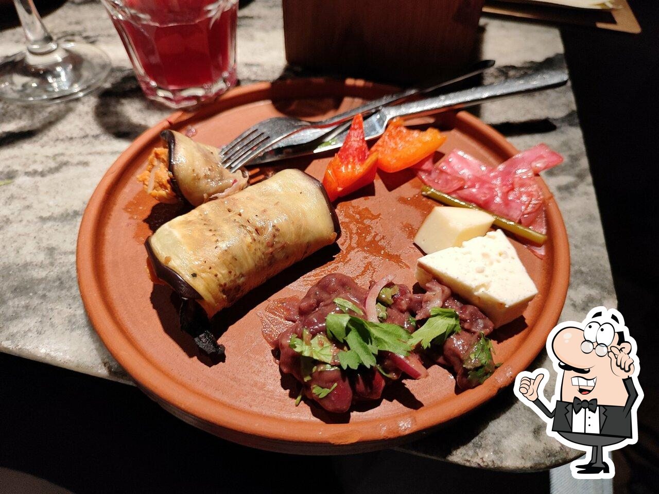 Интерьер "Хачапури и вино".