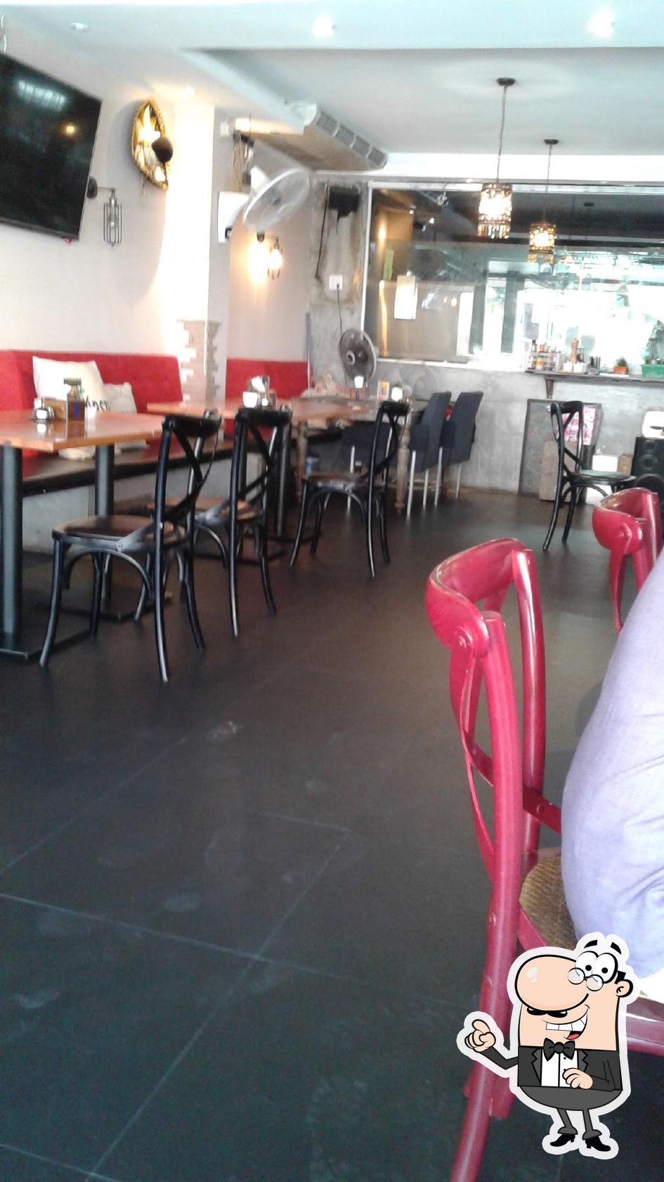 Интерьер "CHICHA Restaurant and Hotel".