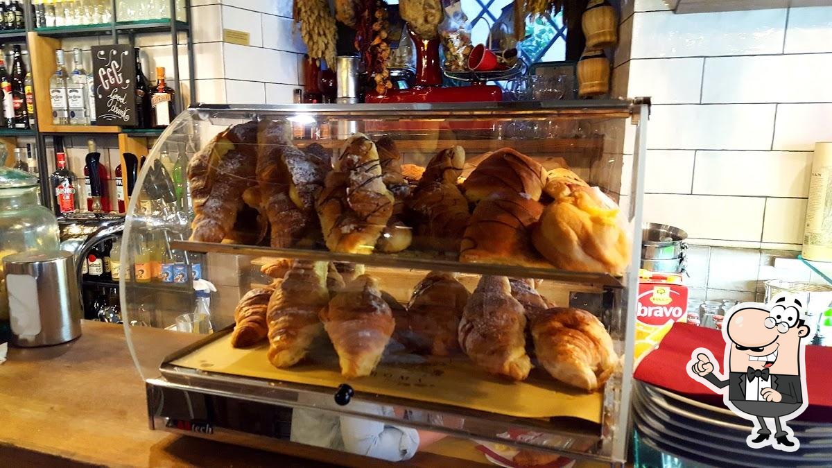 Забронируйте столик в "Cantina e Cucina".