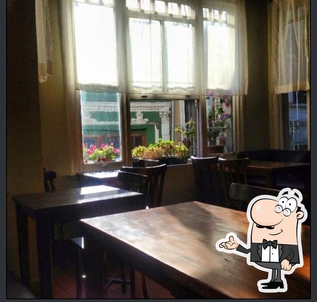 Интерьер "Leylek Cafe Sanatevi".