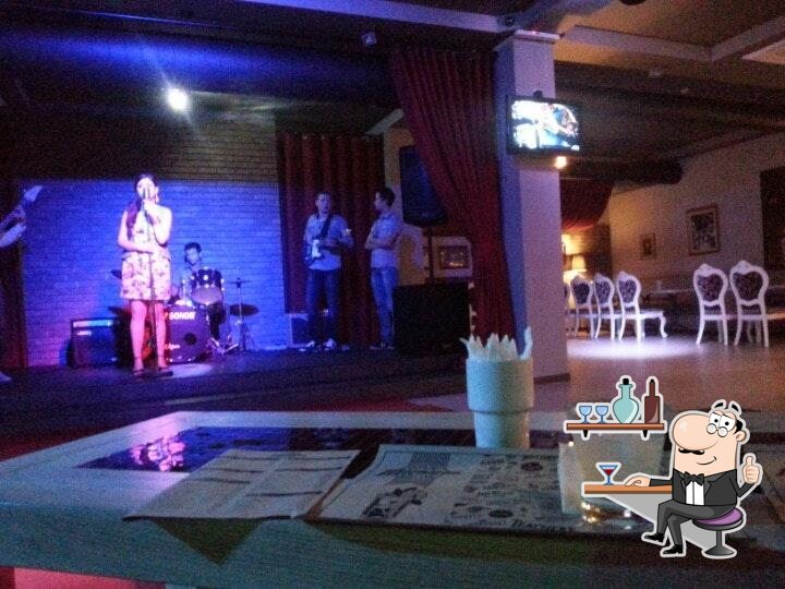 Забронируйте столик в "Michigan Beer&Grill Restaurant".