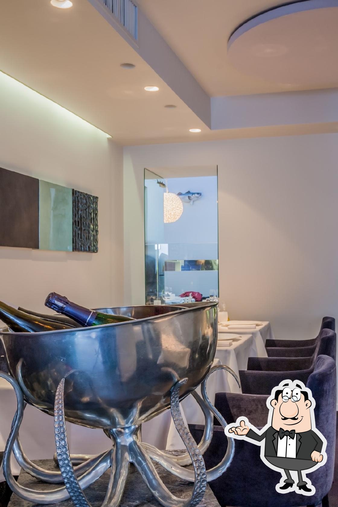 Интерьер "Helen Restaurant Paris 8".