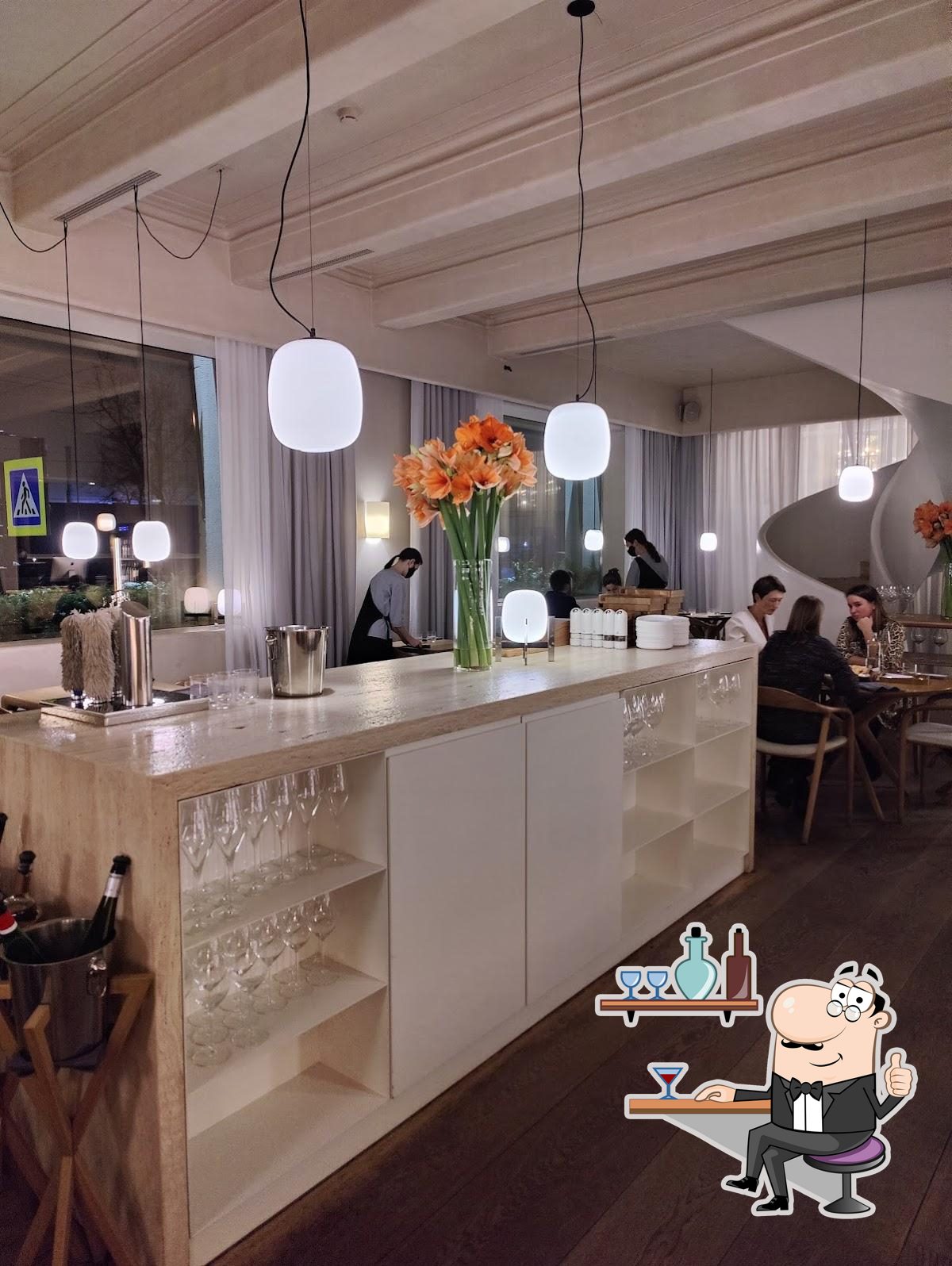 Забронируйте столик в "Harvest".