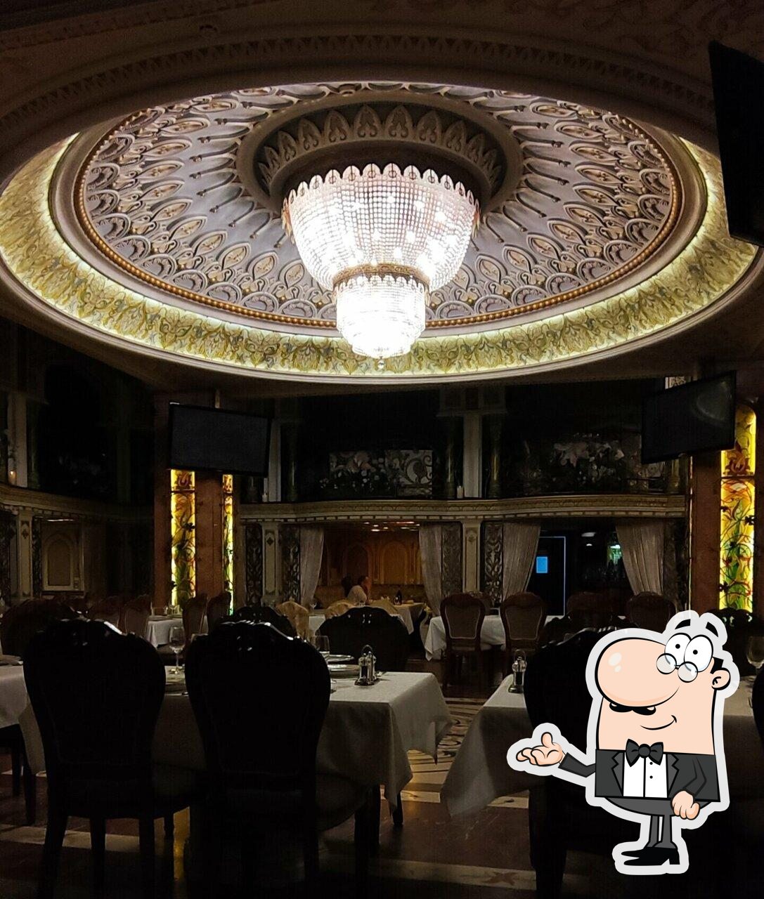 Посмотрите на внутренний интерьер "Азербайджан".