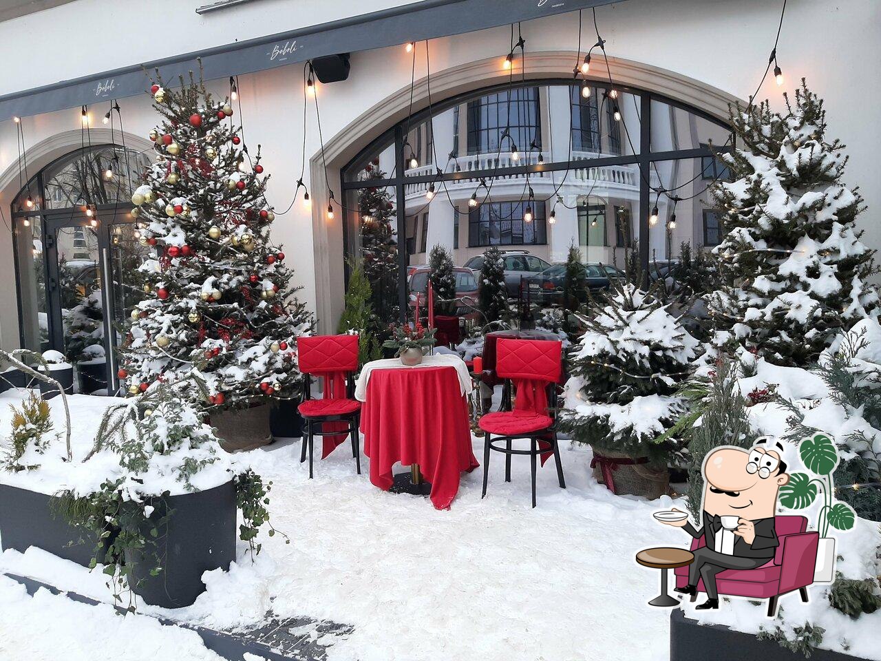 Посмотрите на внутренний интерьер "Boboli".