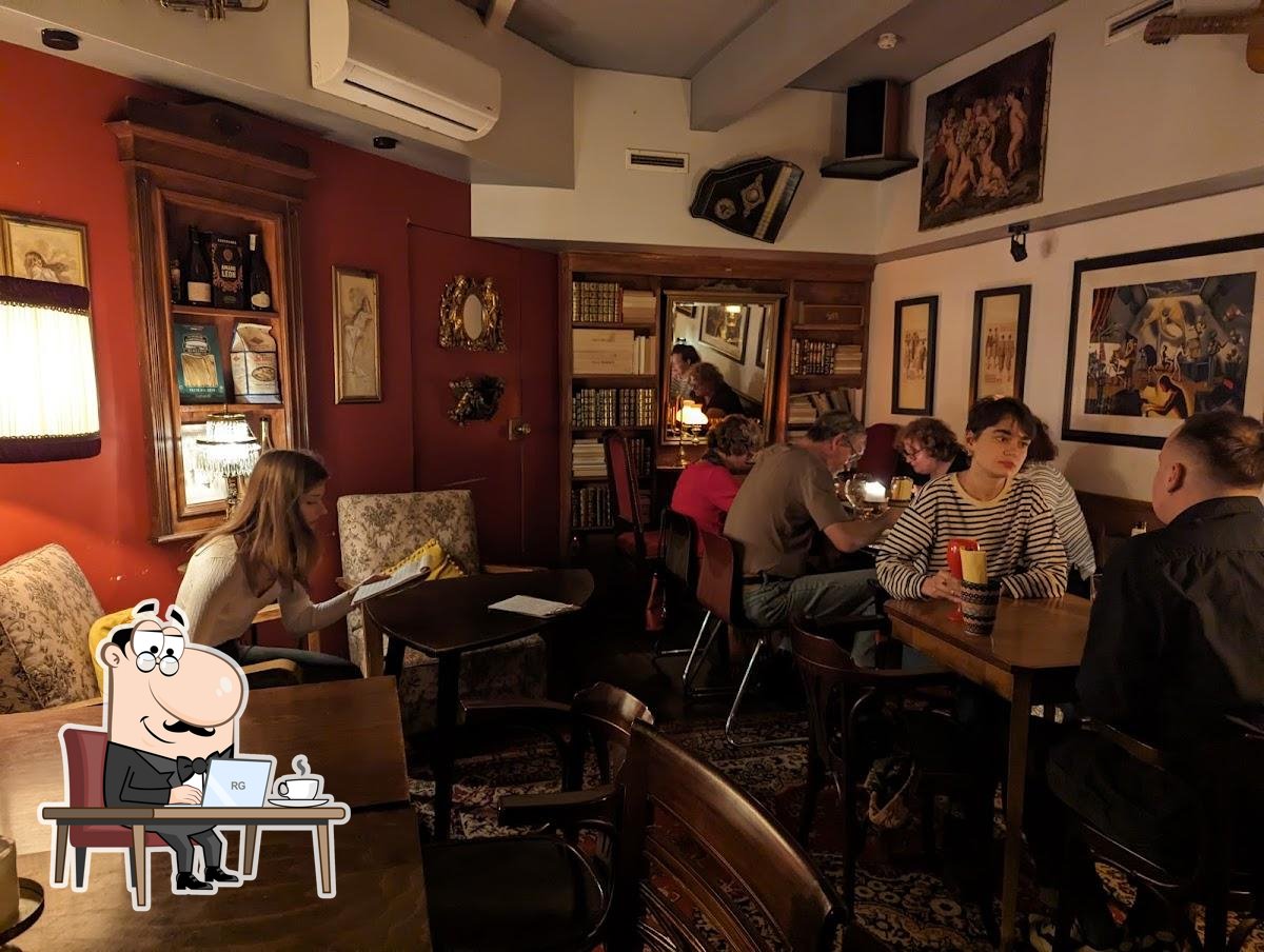 Интерьер "Culiinaria Italiana".
