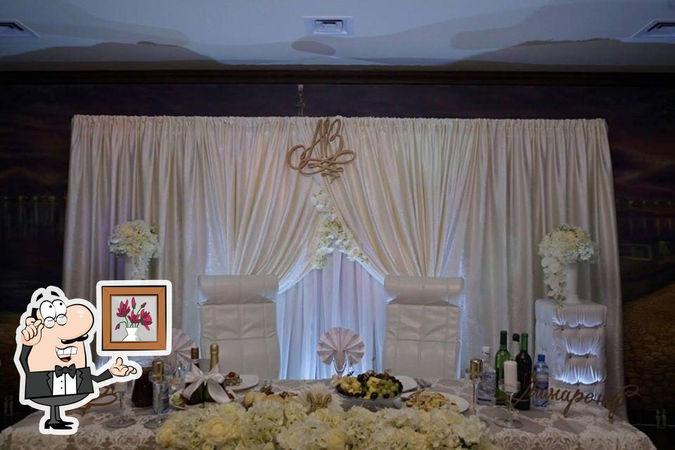 Забронируйте столик в "Европейский ресторан".