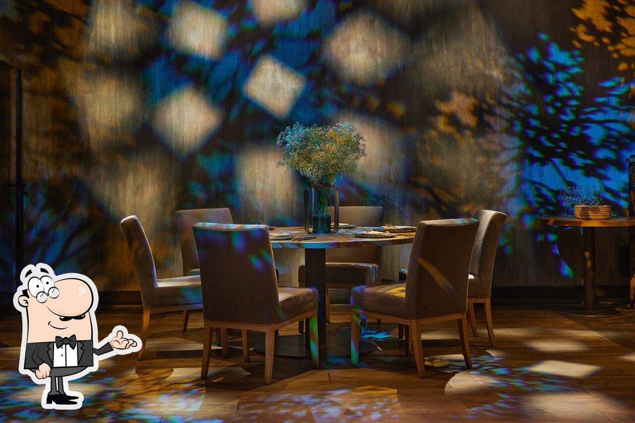 Посмотрите на внутренний интерьер "Грют".