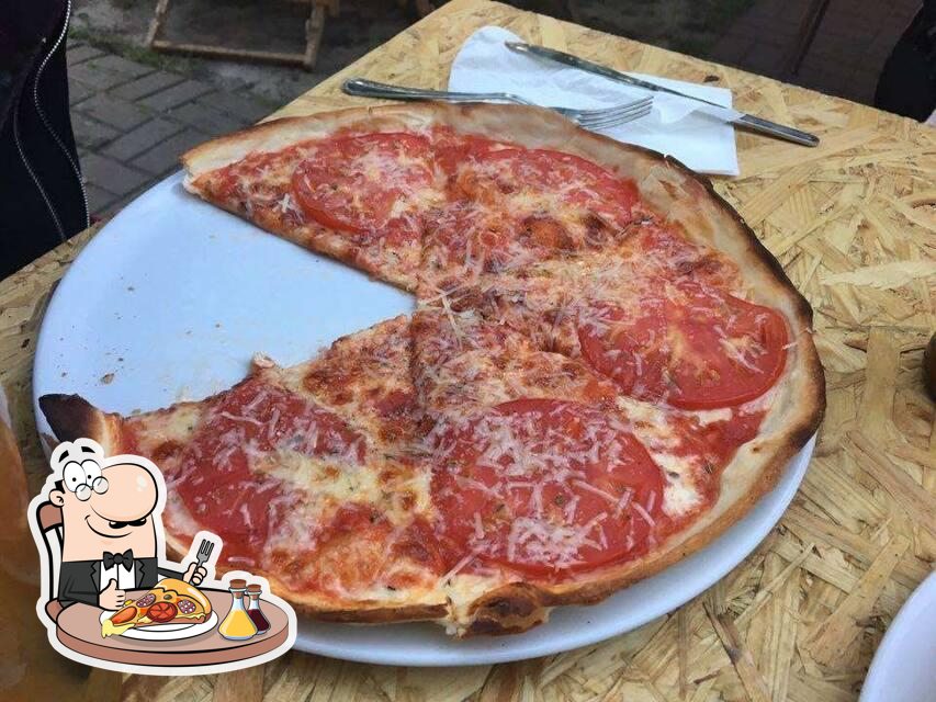 В "Viaduct Pizza Bar" вы можете  заказать  пиццу.