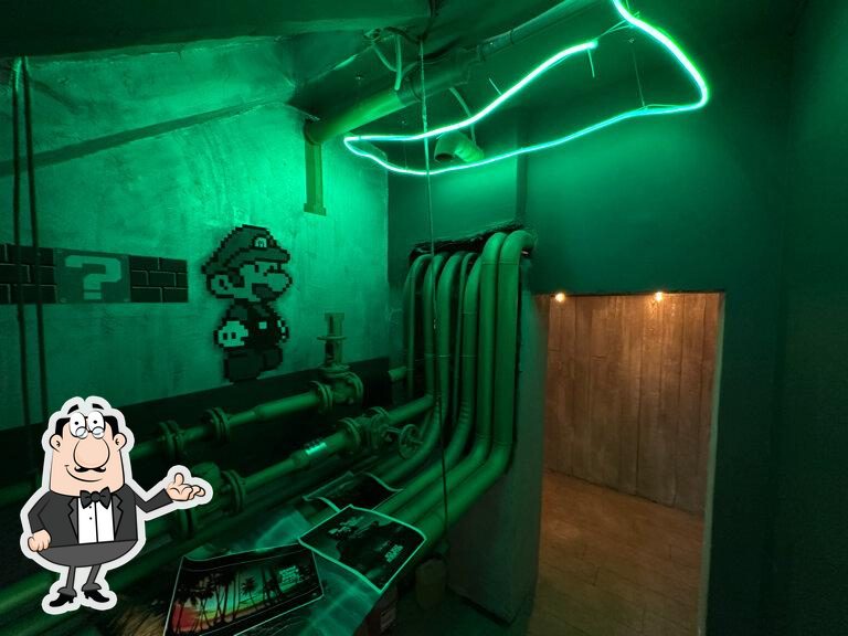 Интерьер "Rizz Cyber & Lounge".
