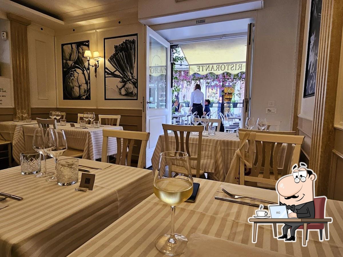 Забронируйте столик в "Ristorante Arlù".
