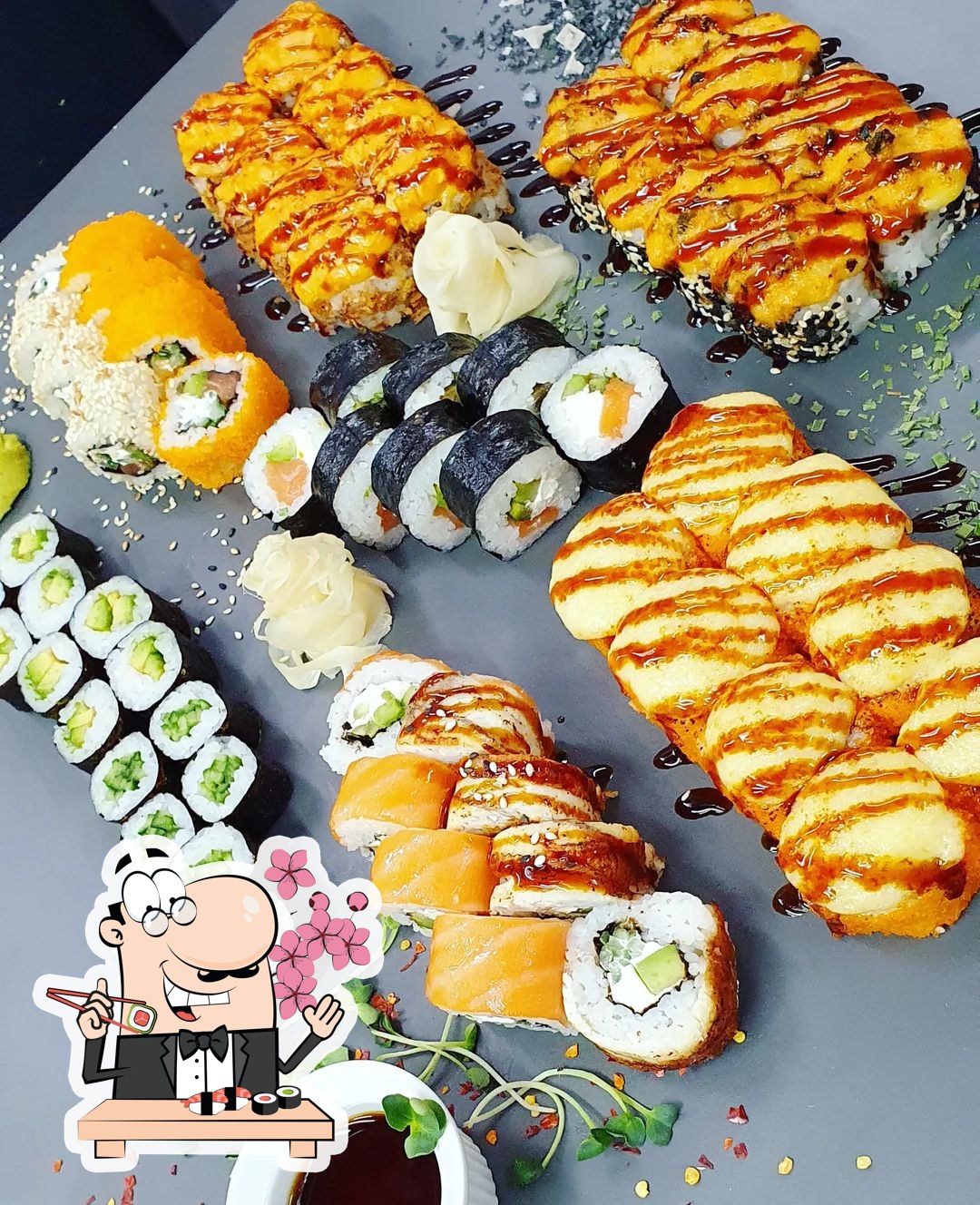 В "SUSHI CLUB" вы можете попробовать суши.