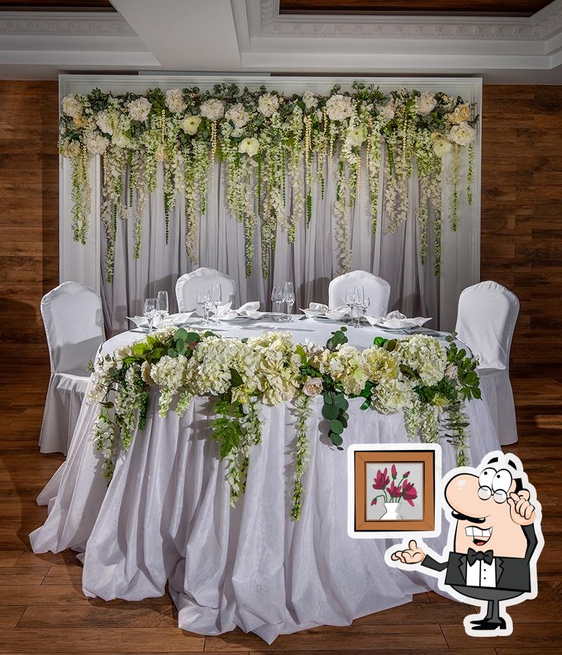 Интерьер "Select Banquet Hall".