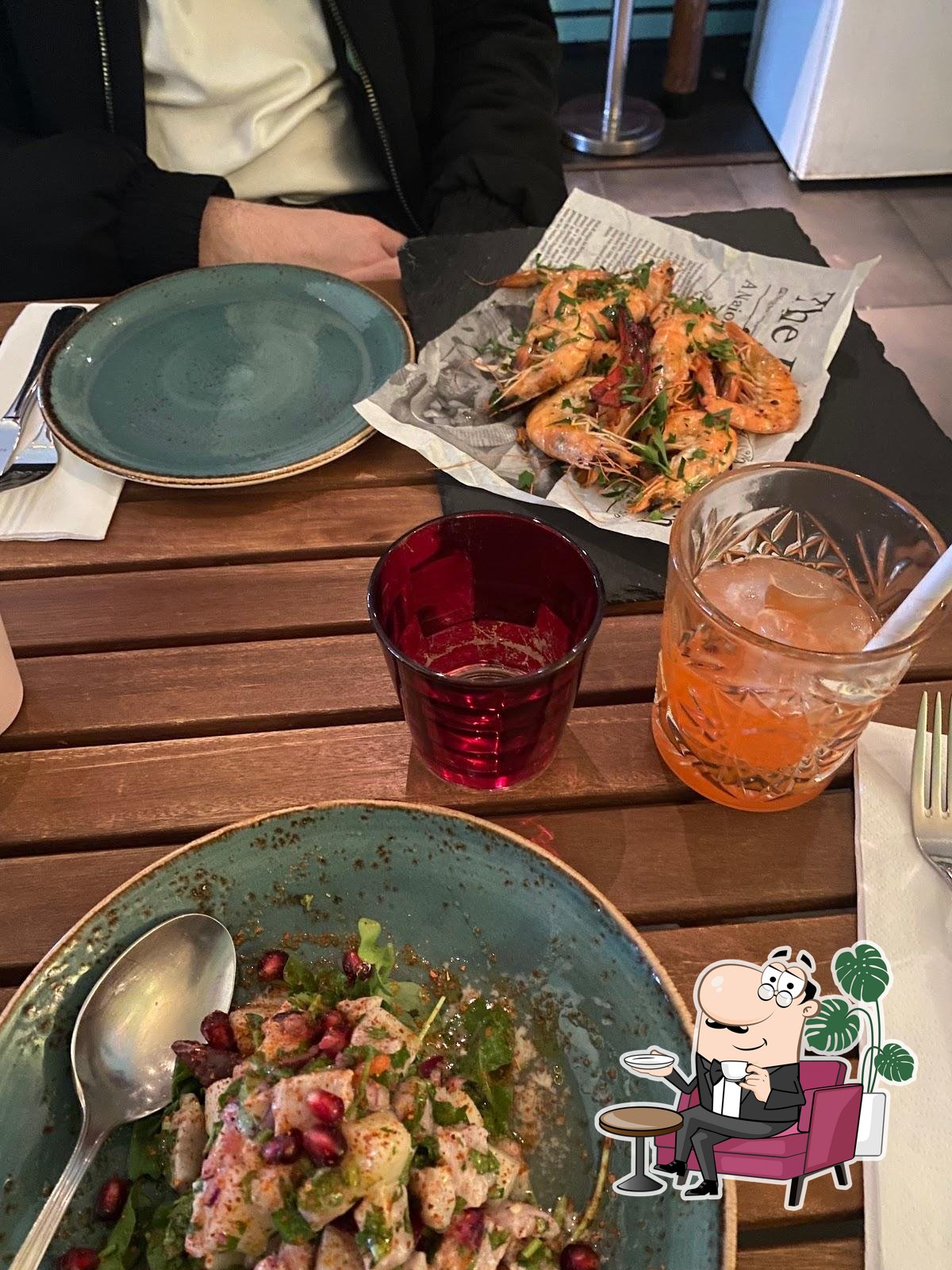 Забронируйте столик в "Antonello's Cevicheria & StreetFood".
